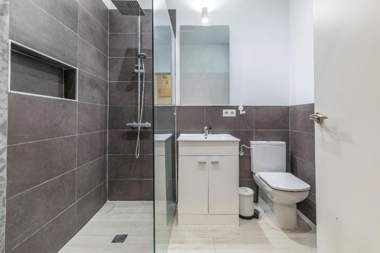 Spacious Flat Puerta Del Sol Madrid Eksteriør bilde